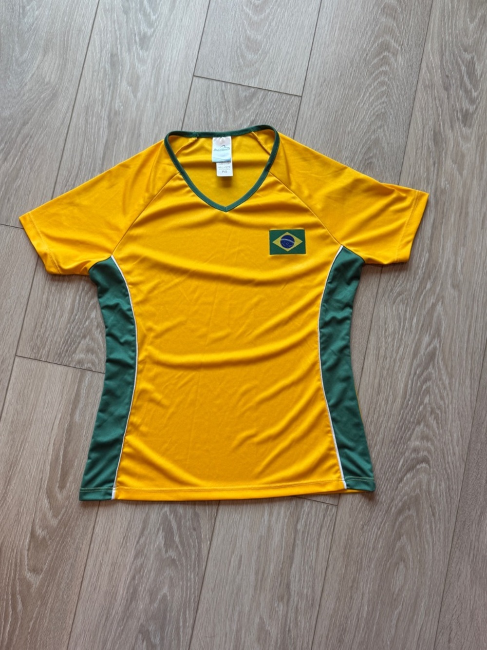 Brazil National Team Soccer Jersey Shirt Women’s Size Small Yellow V-Neck